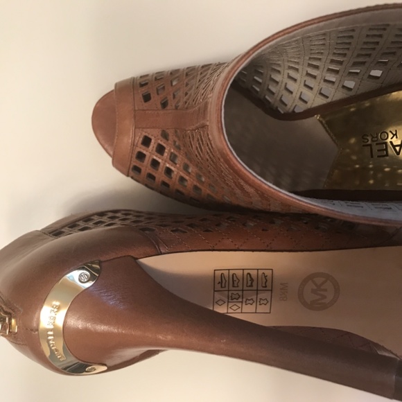 Open Toe Booties - Picture 5 of 5